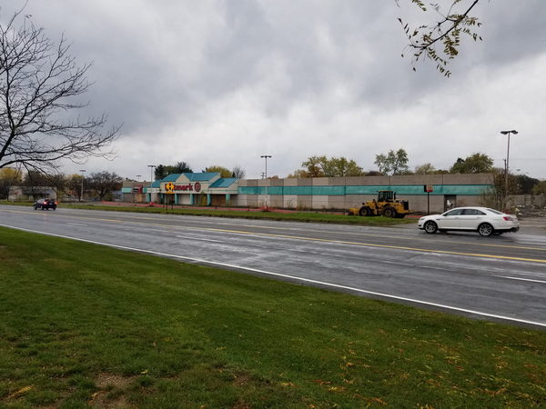 North Kent Mall - Random Shots From Facebook Group (newer photo)